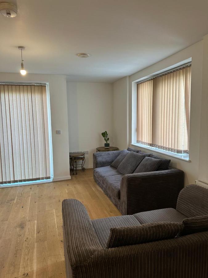New Build 2 Bedroom With 2 Bath In 런던 외부 사진
